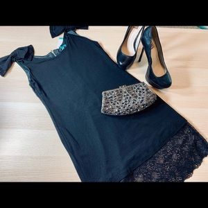 NWT VFish black lace dress size Small.
